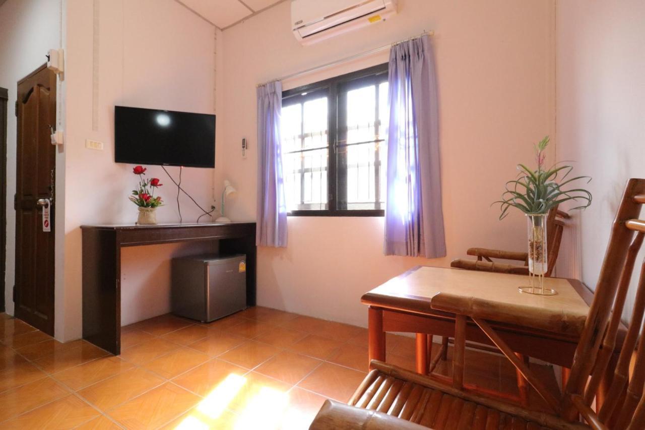 Baan Nat The Village Phuket ภายนอก รูปภาพ